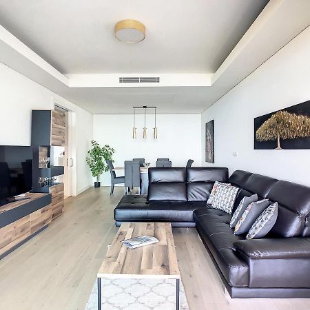 Over The Cliff Apartment By Lovelystay ฟุงชาล ภายนอก รูปภาพ